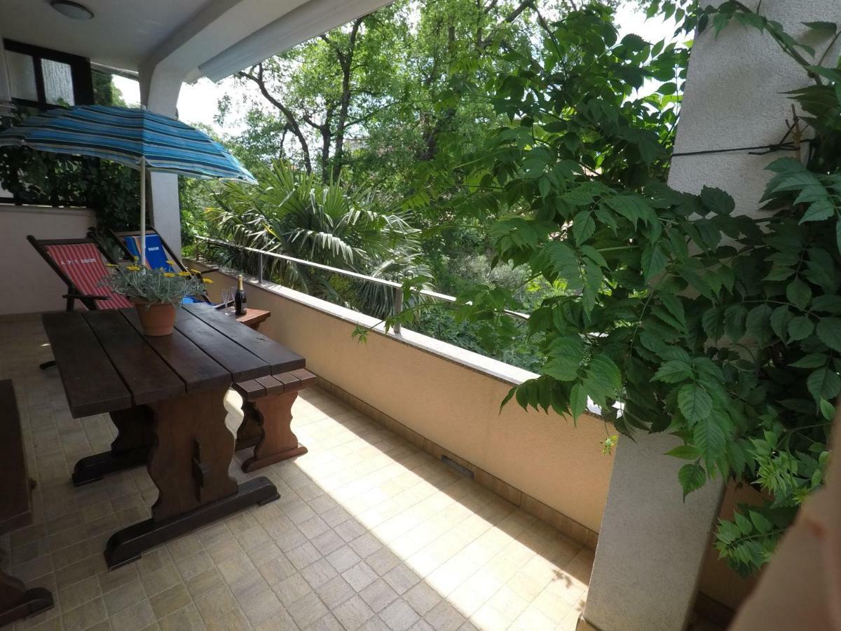 Apartman Stefanija Selce Luaran gambar